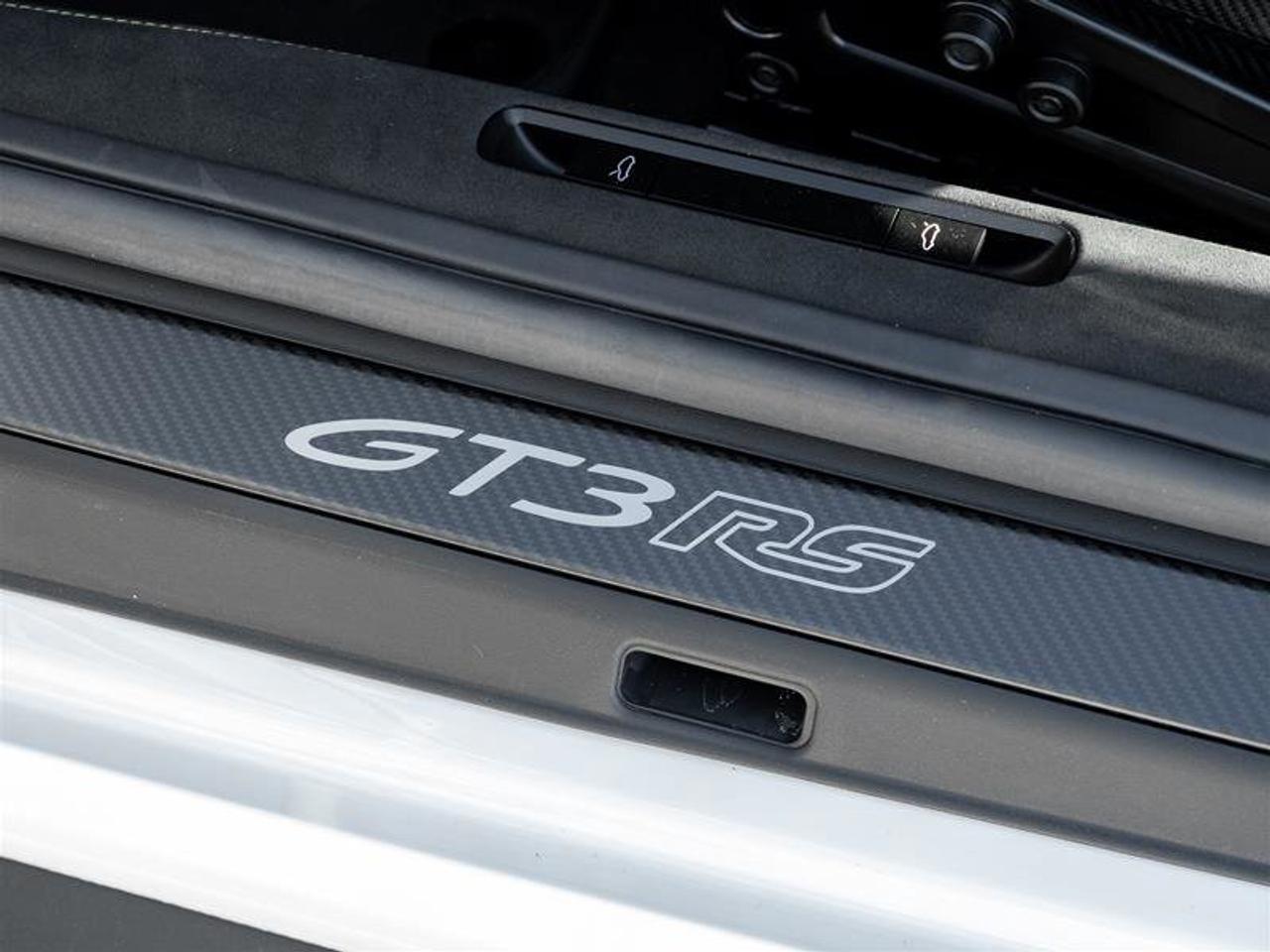 2025 Porsche 911 GT3 RS Photo
