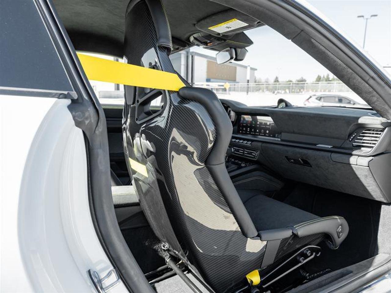 2025 Porsche 911 GT3 RS Photo