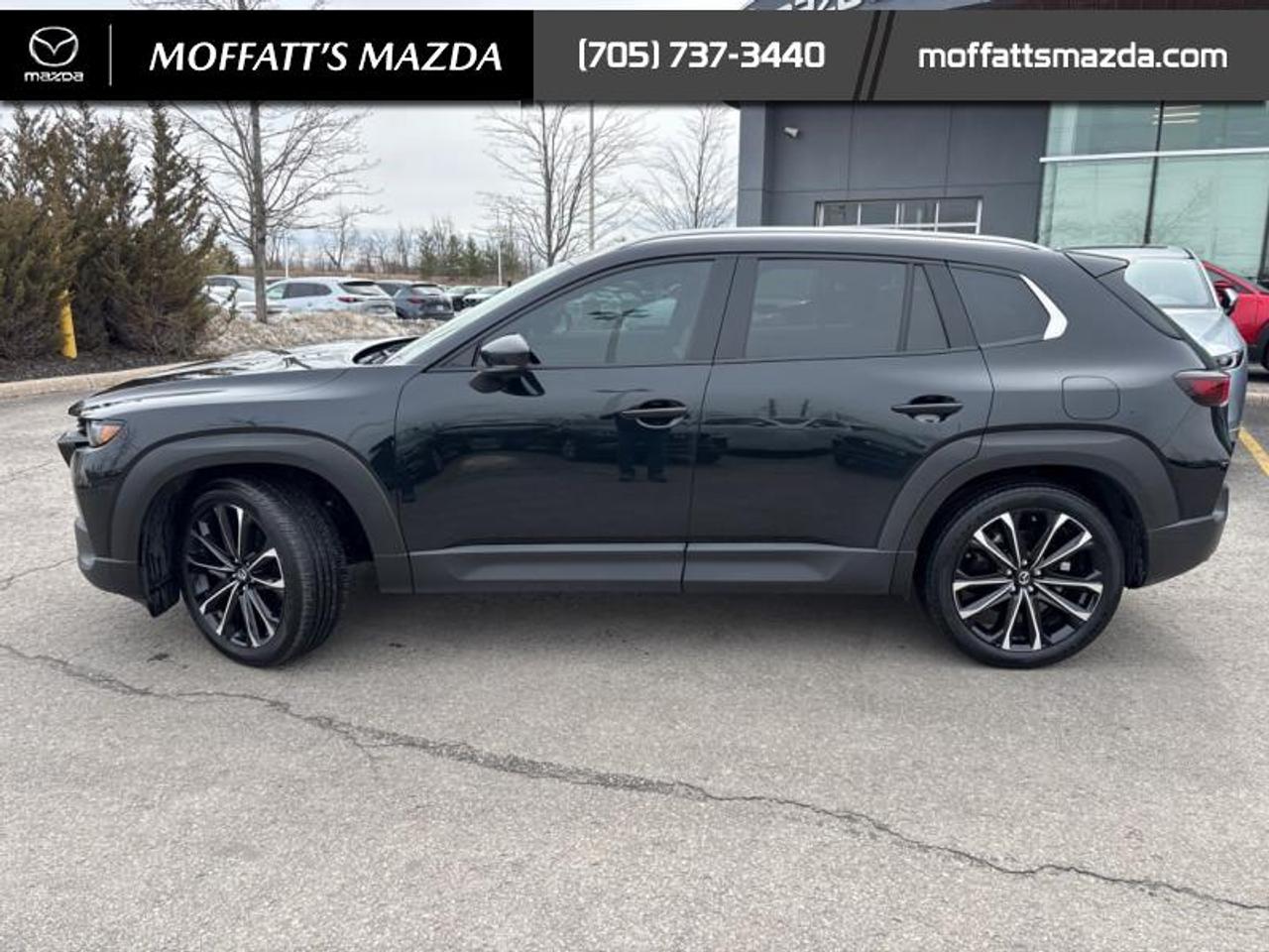 2024 Mazda CX-50 GT Photo