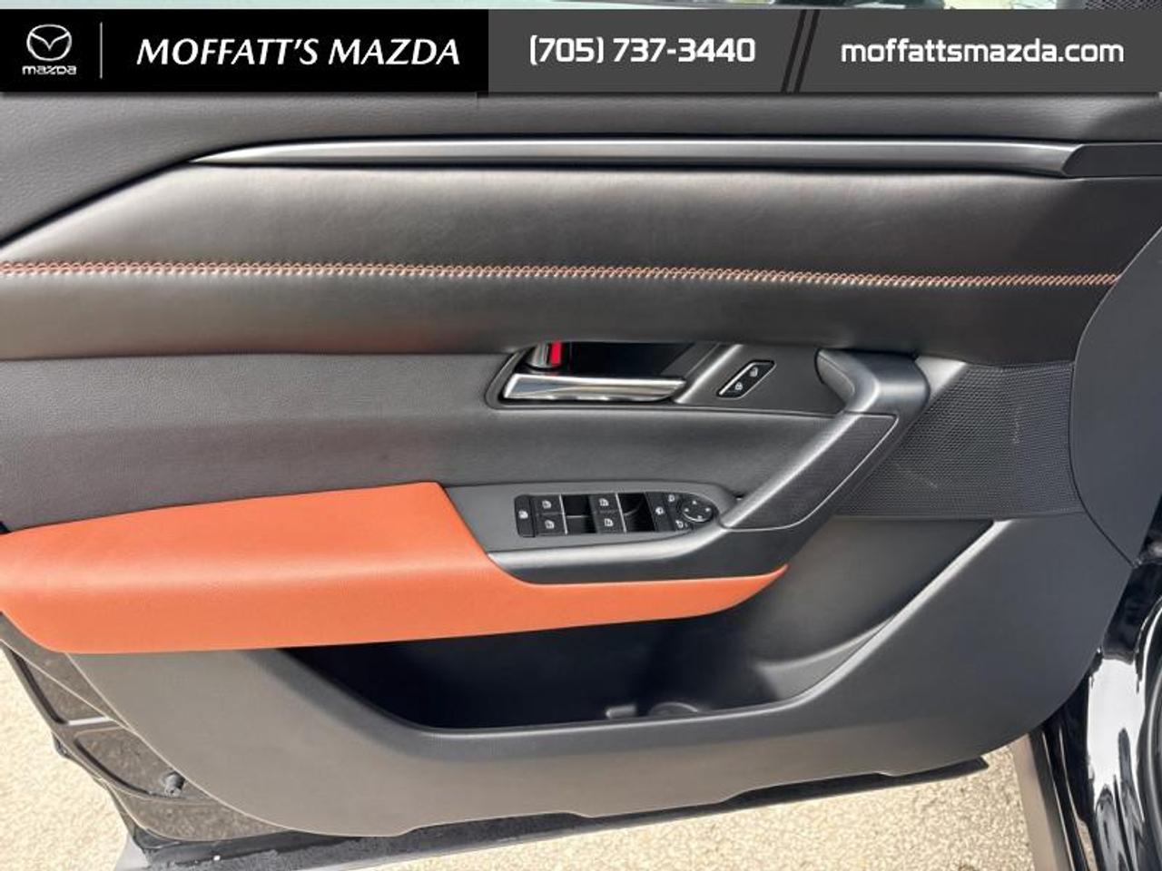 2024 Mazda CX-50 GT Photo