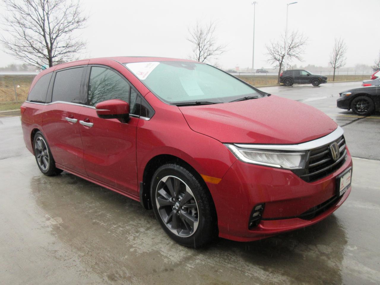 2022 Honda Odyssey Touring Passenger Van Photo