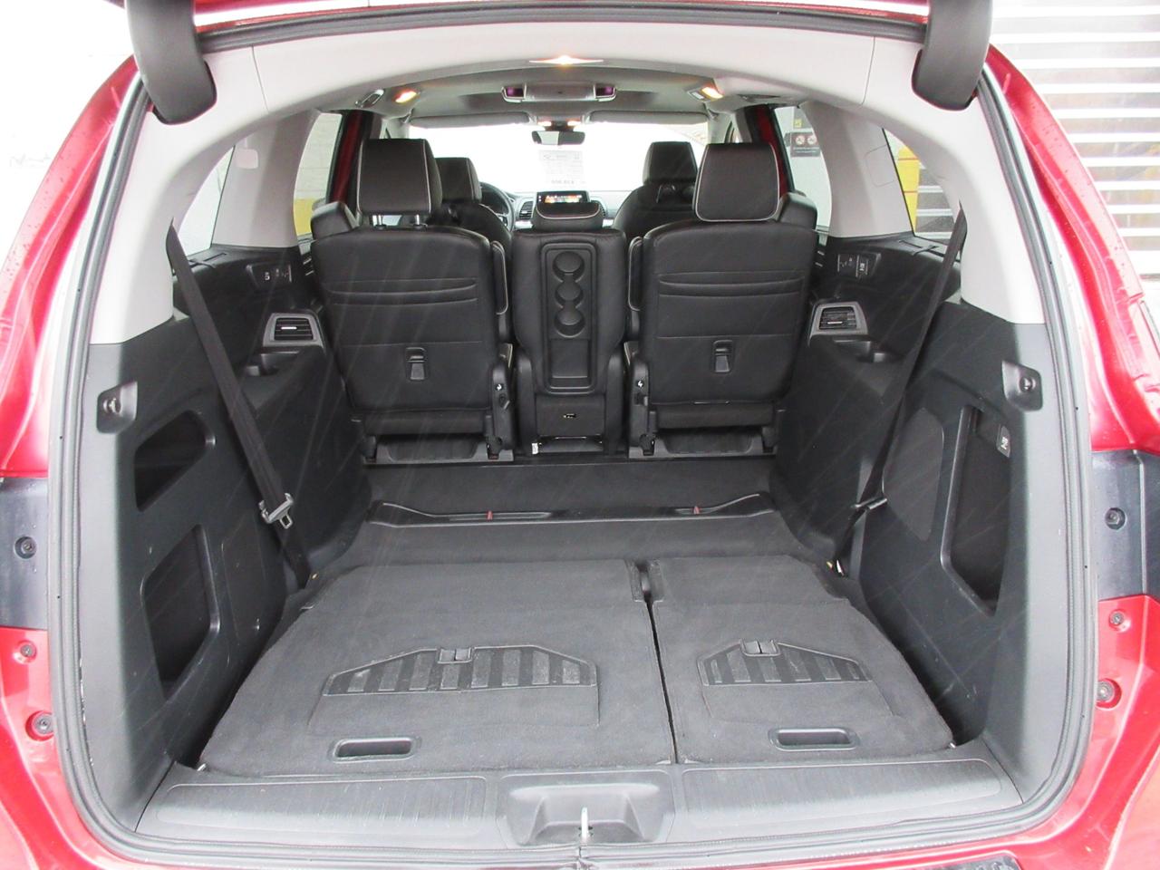2022 Honda Odyssey Touring Passenger Van Photo