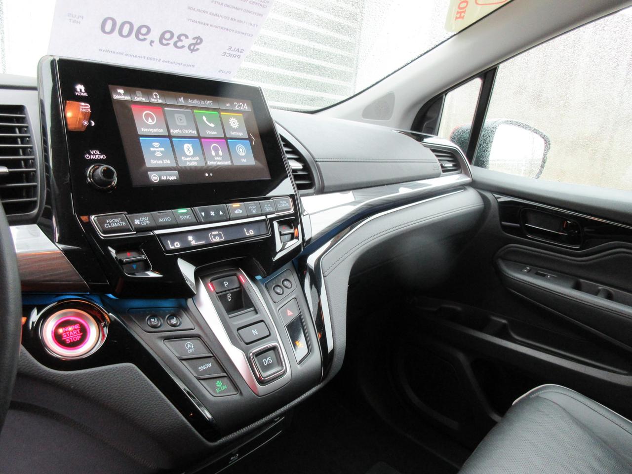 2022 Honda Odyssey Touring Passenger Van Photo