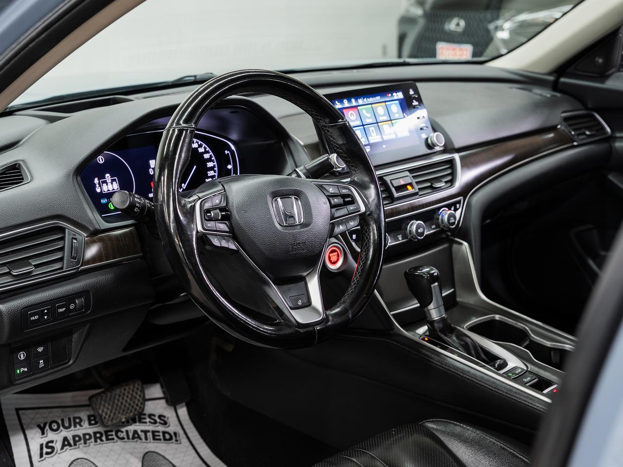2021 Honda Accord TOURING | Nav | Leather | Sunroof | BSM | CarPlay Photo