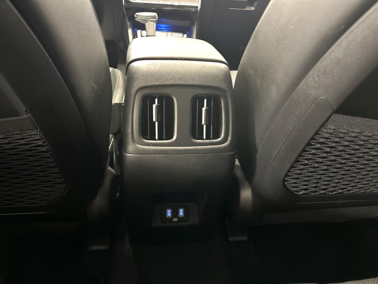 2022 Hyundai Santa Cruz Ultimate Photo