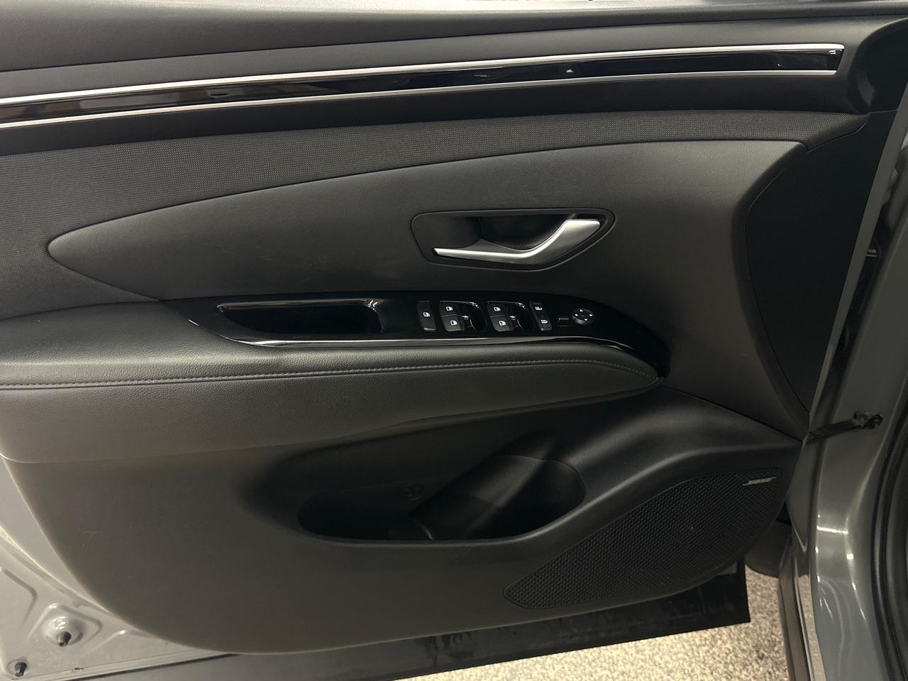 2022 Hyundai Santa Cruz Ultimate Photo