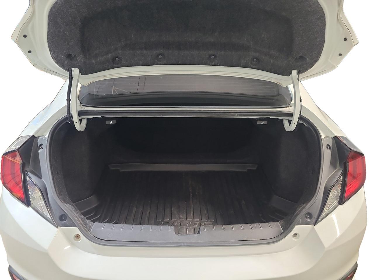 2017 Honda Civic Touring - Photo #18