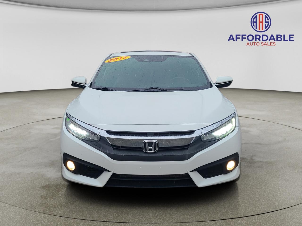 2017 Honda Civic Touring Photo