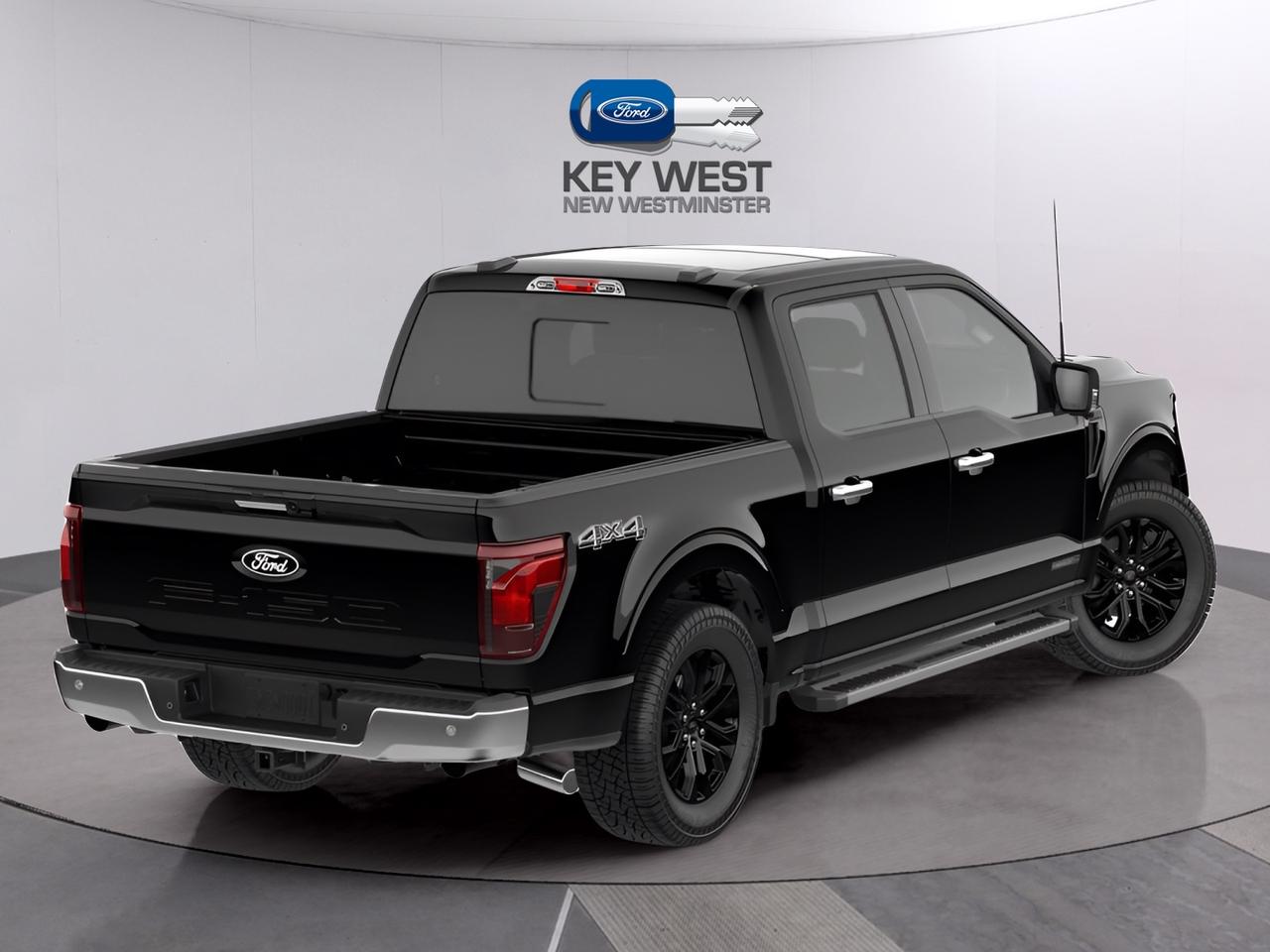2026 Ford F-150 XLT 4WD SuperCrew 5.5' Box Hybrid Photo1