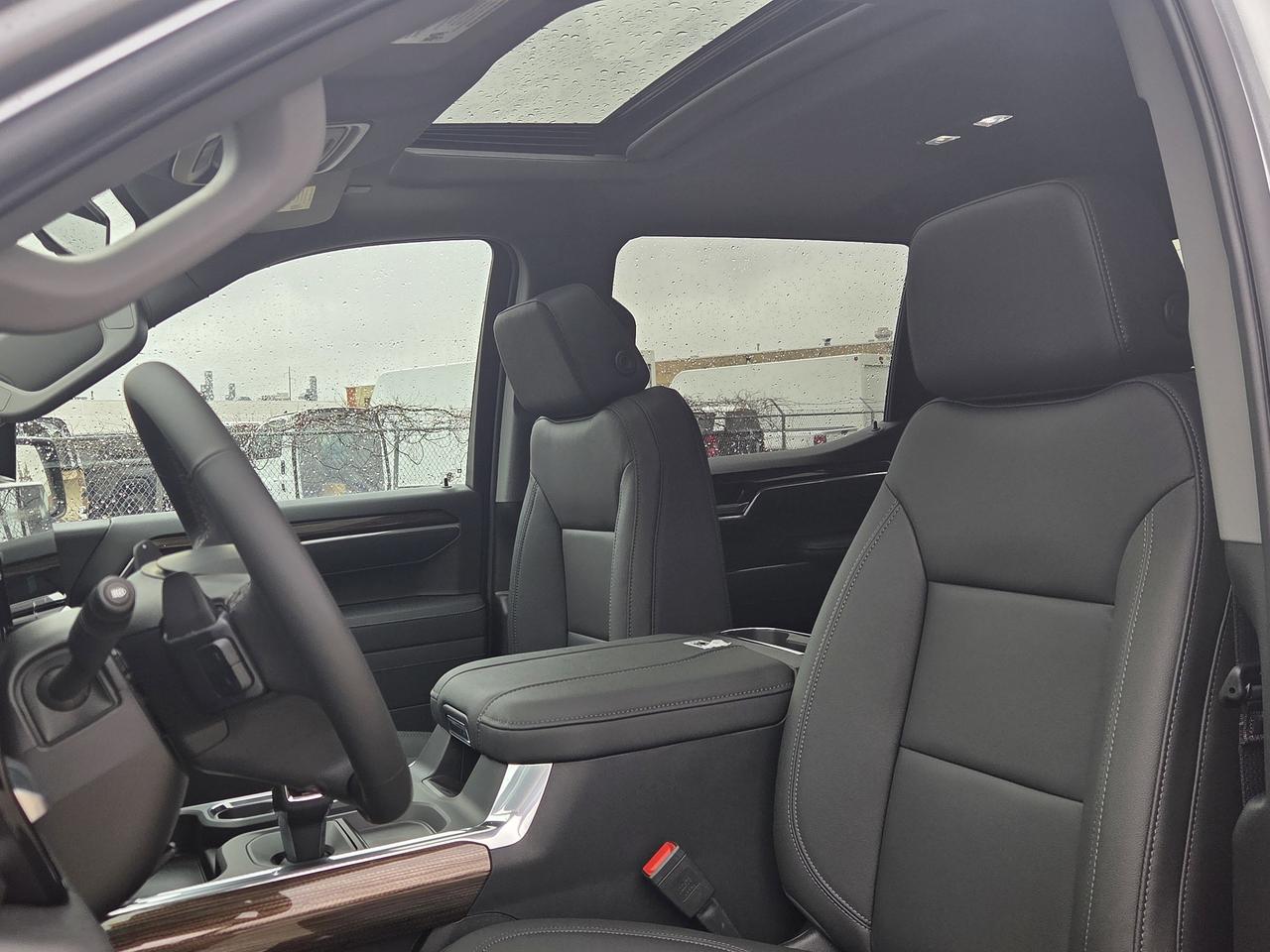 2026 Chevrolet Silverado 1500 RST Photo