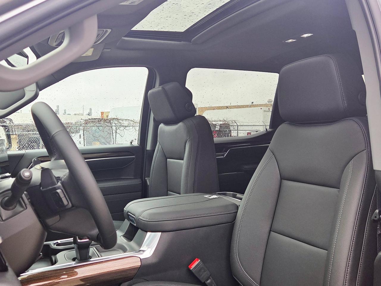 2026 Chevrolet Silverado 1500 RST Photo