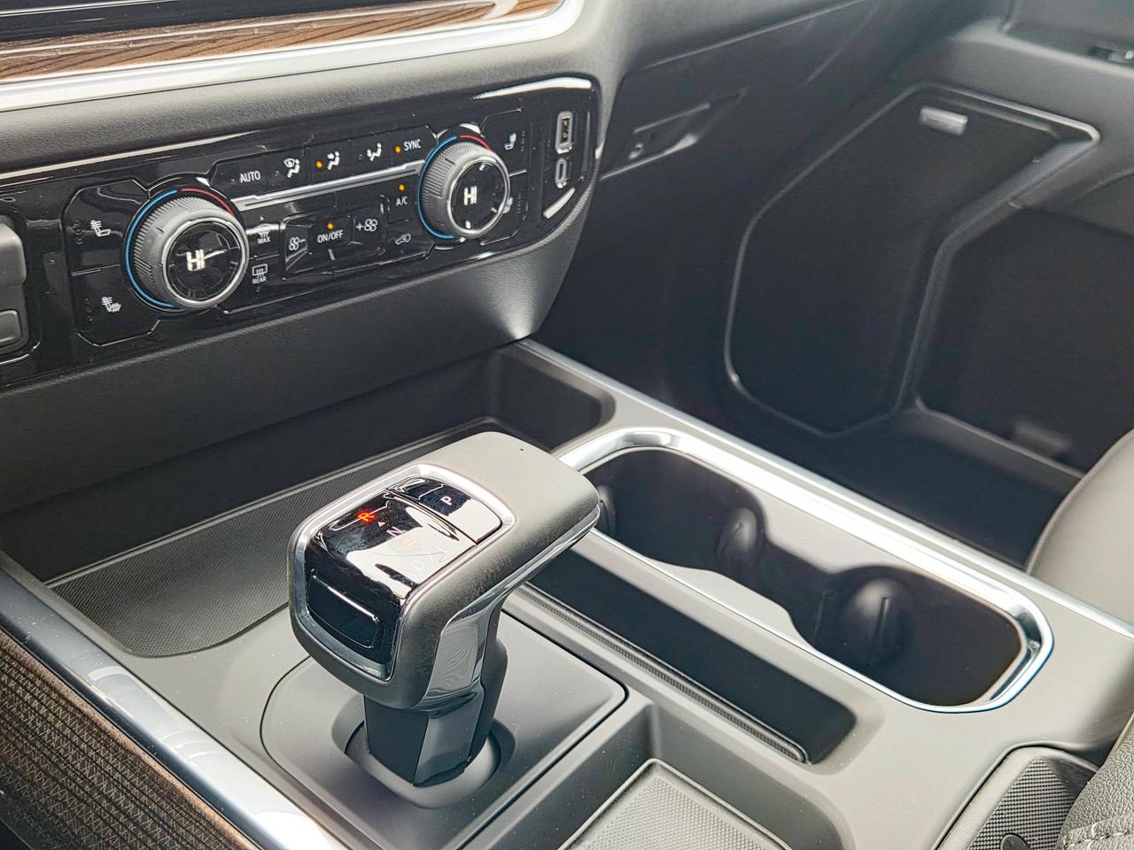2026 Chevrolet Silverado 1500 RST Photo