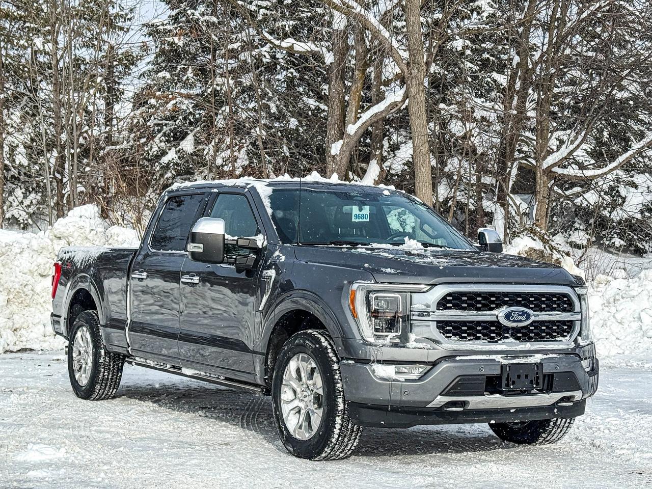 2022 Ford F-150 Lariat Photo2