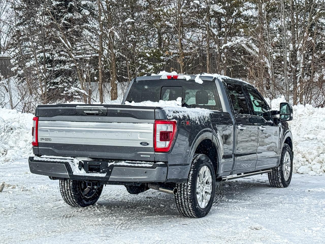 2022 Ford F-150 Lariat Photo