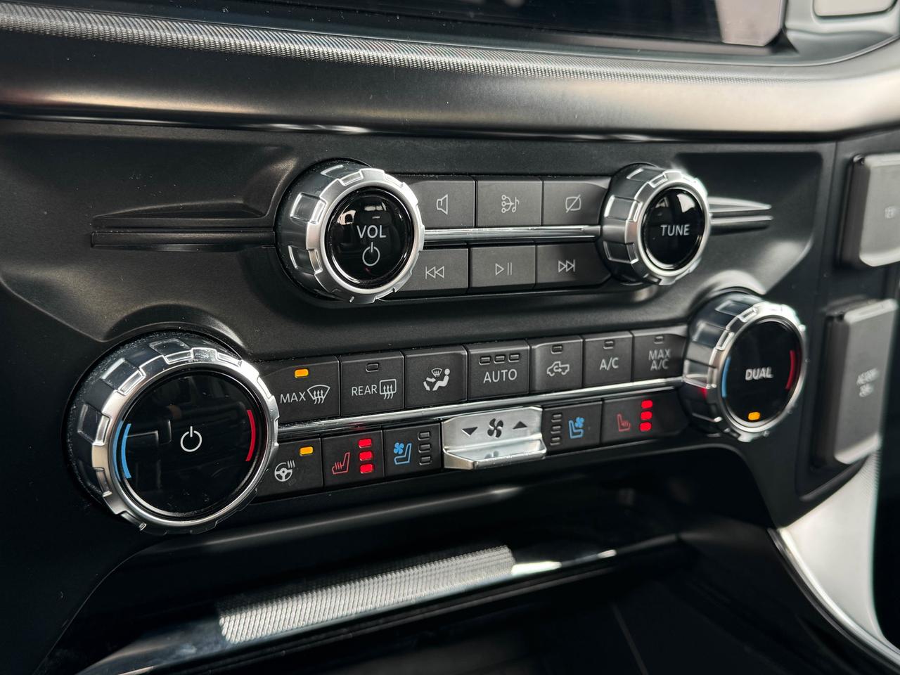 2022 Ford F-150 Lariat Photo