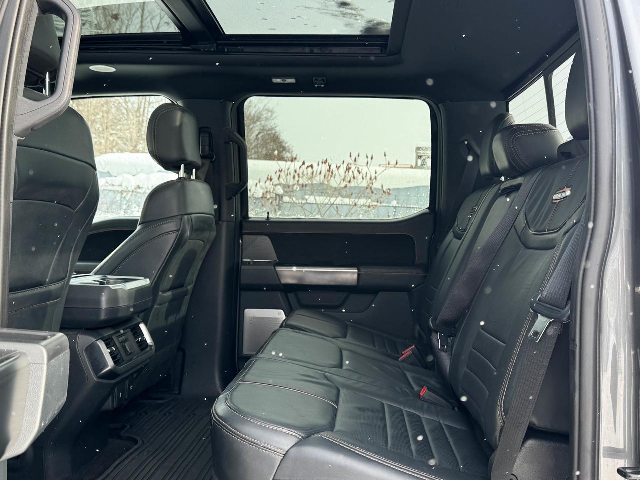 2022 Ford F-150 Lariat Photo