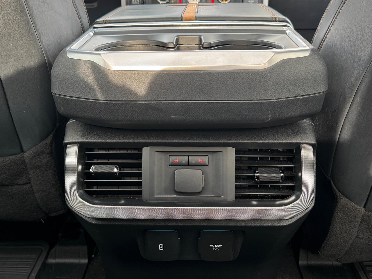 2022 Ford F-150 Lariat Photo