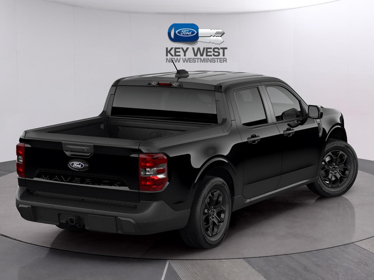 2026 Ford Maverick XLT AWD SuperCrew Hybrid Photo2