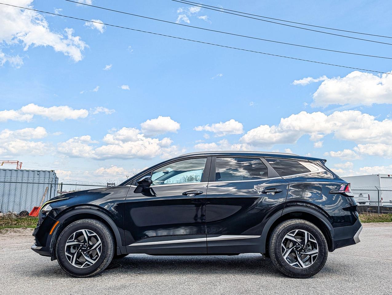 2023 Kia Sportage LX Photo