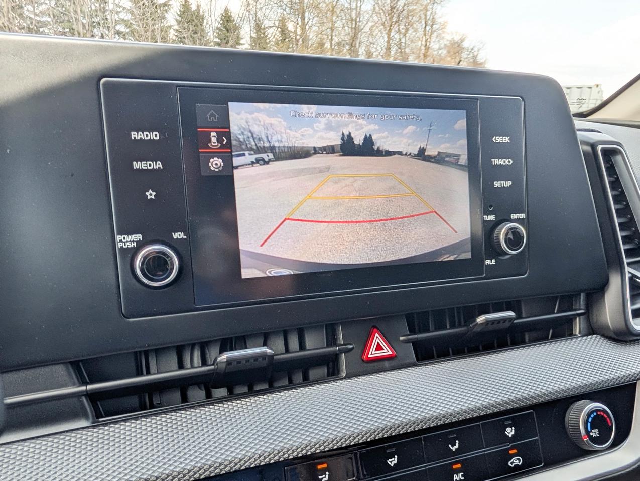2023 Kia Sportage LX Photo