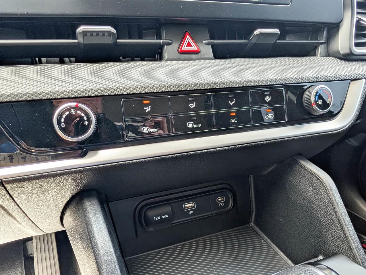 2023 Kia Sportage LX Photo