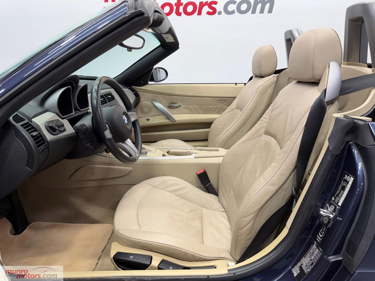 2005 BMW Z4 2dr Roadster 3.0i Photo