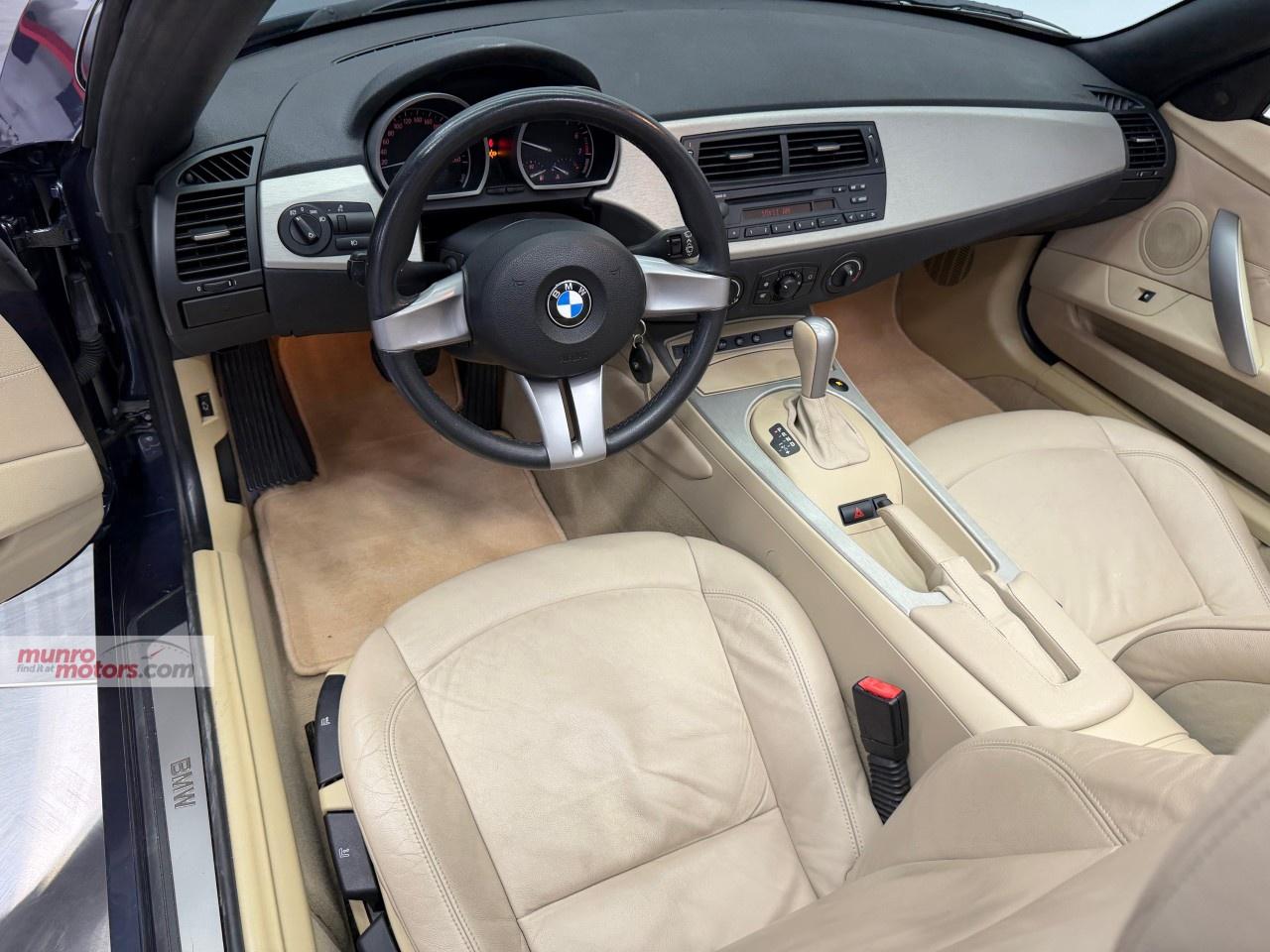 2005 BMW Z4 2dr Roadster 3.0i Photo