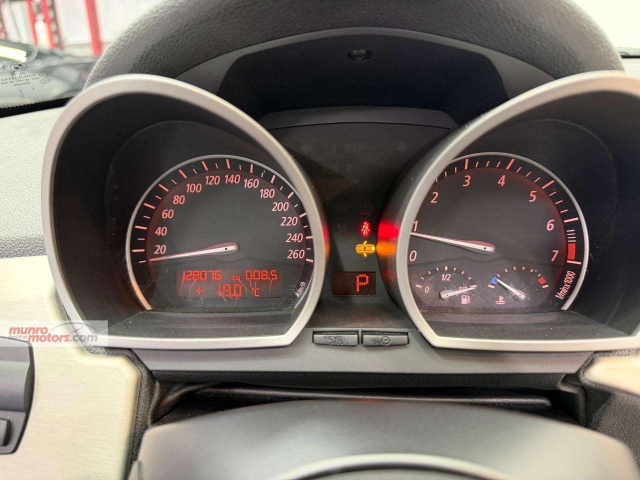 2005 BMW Z4 2dr Roadster 3.0i Photo