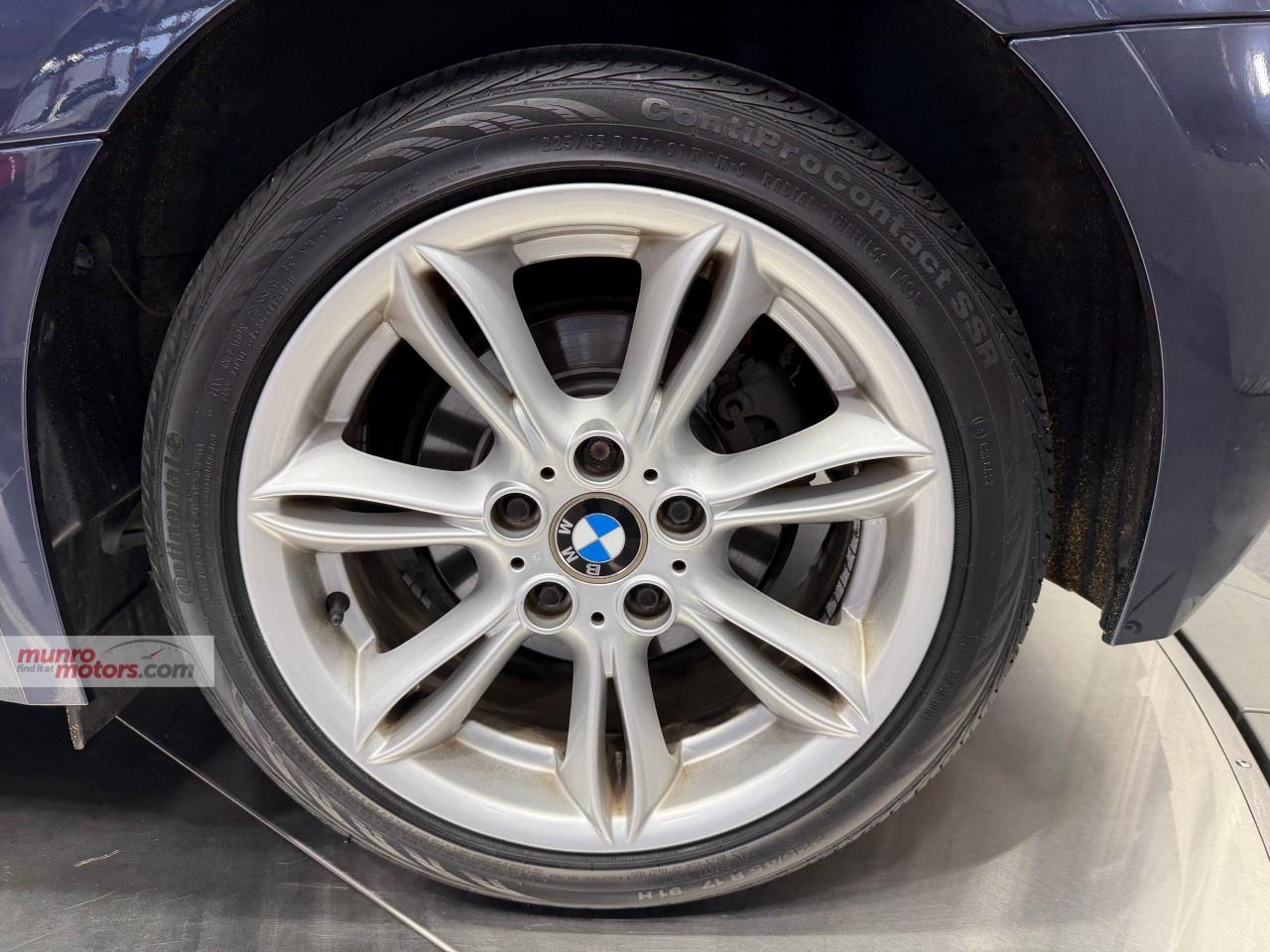 2005 BMW Z4 2dr Roadster 3.0i Photo