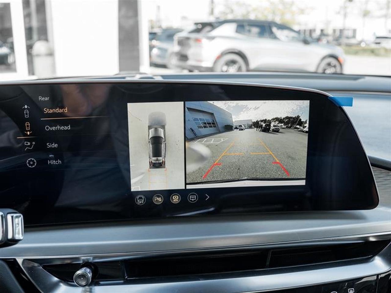 2026 Cadillac LYRIQ Sport Photo