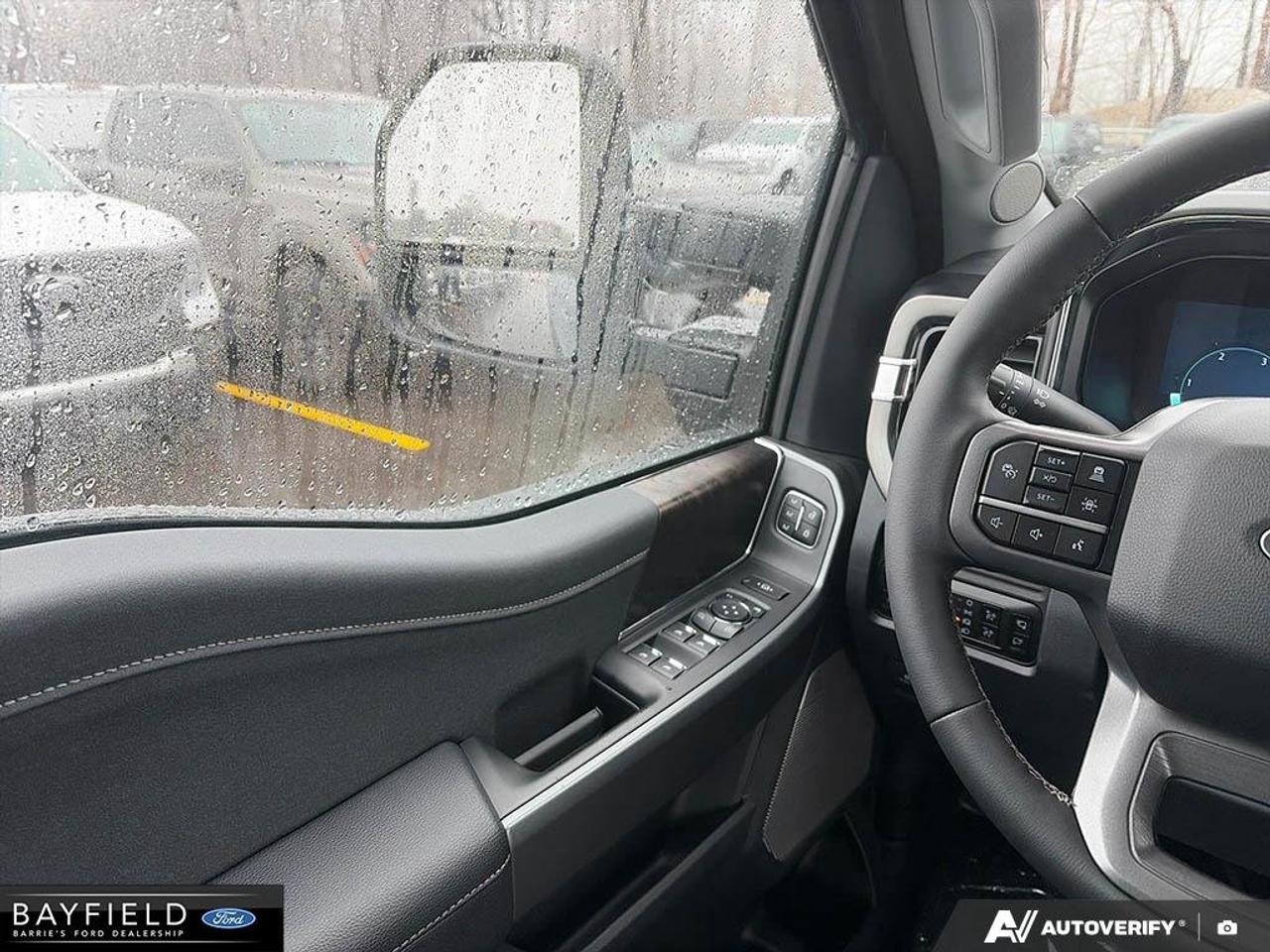 2026 Ford SUPER DUTY F-250 SRW LARIAT 4WD Crew Cab 6.75' Box Photo