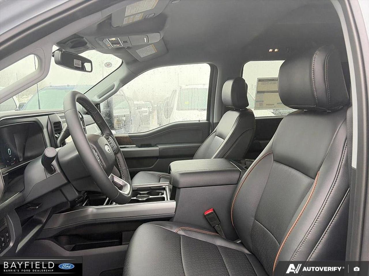 2026 Ford SUPER DUTY F-250 SRW LARIAT 4WD Crew Cab 6.75' Box Photo