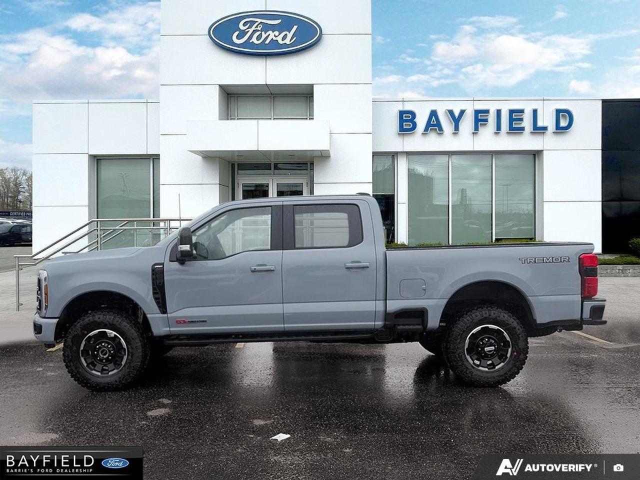 2026 Ford F-250 LARIAT Photo