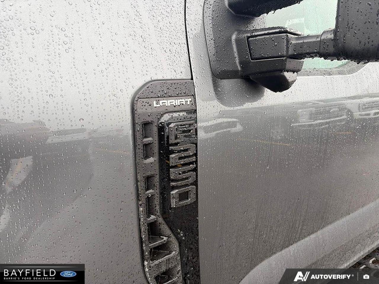 2026 Ford F-250 LARIAT Photo