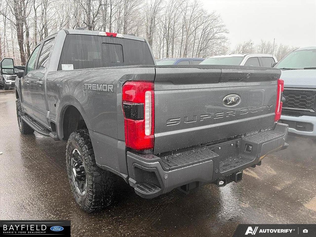 2026 Ford F-250 LARIAT Photo