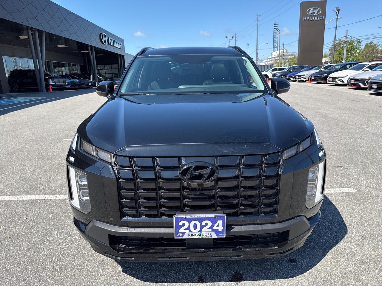 2024 Hyundai PALISADE Urban 8 Passenger Photo
