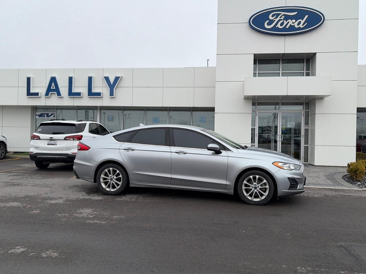 2020 Ford Fusion SE FWD Photo
