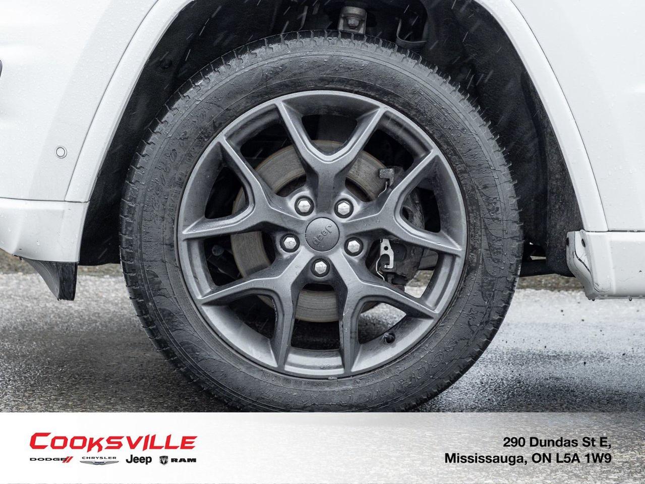 2021 Jeep Grand Cherokee 4X4 Limited Photo3