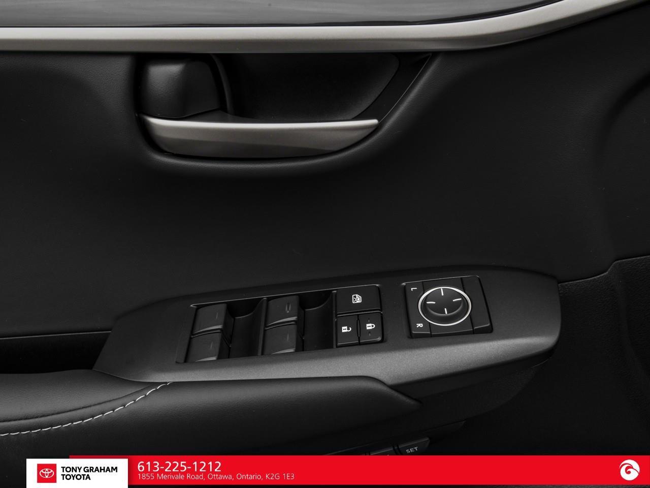 2017 Lexus NX 200t  Photo