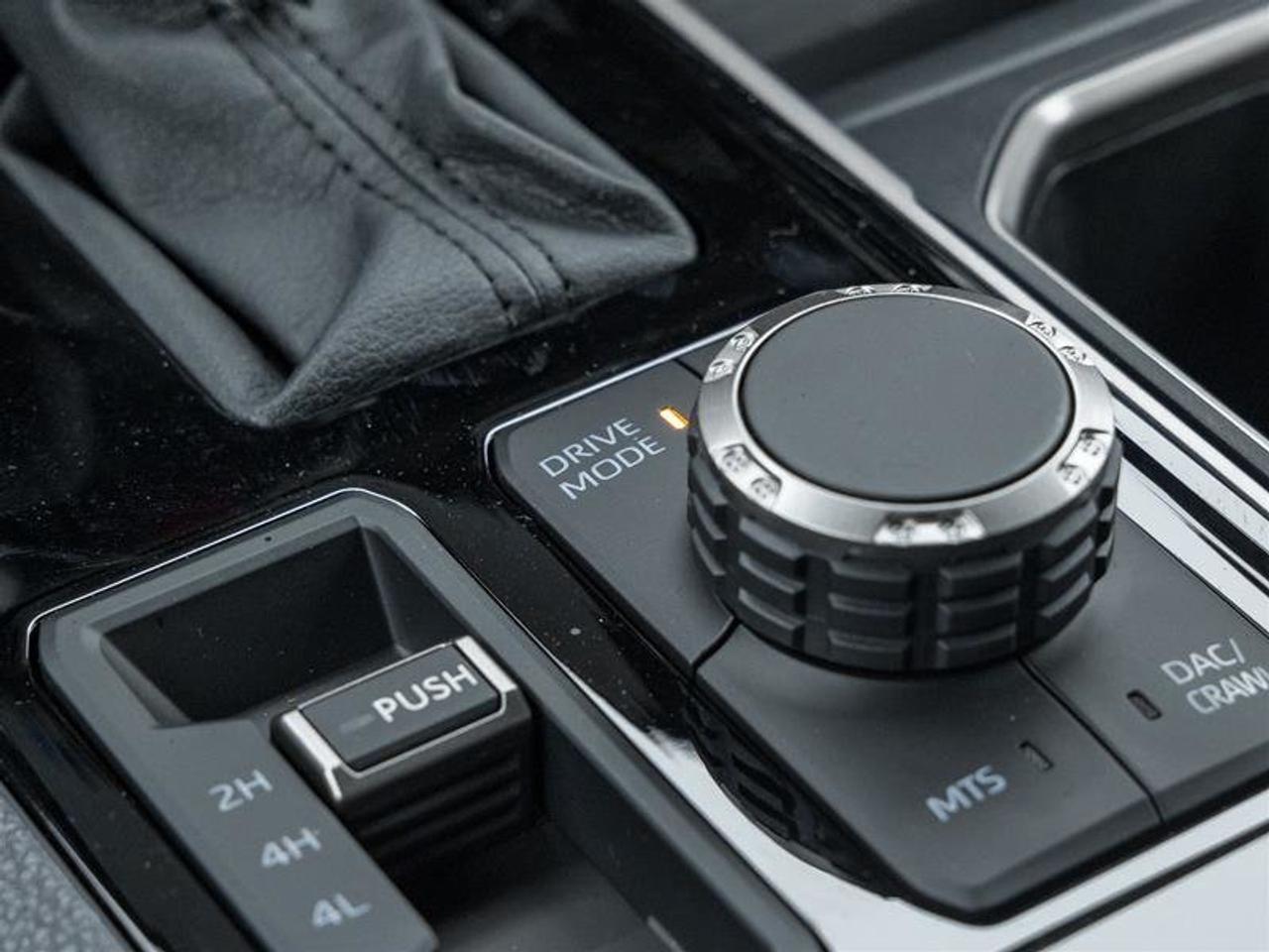 2026 Toyota Tundra 4X4 Tundra CrewMax SR Photo