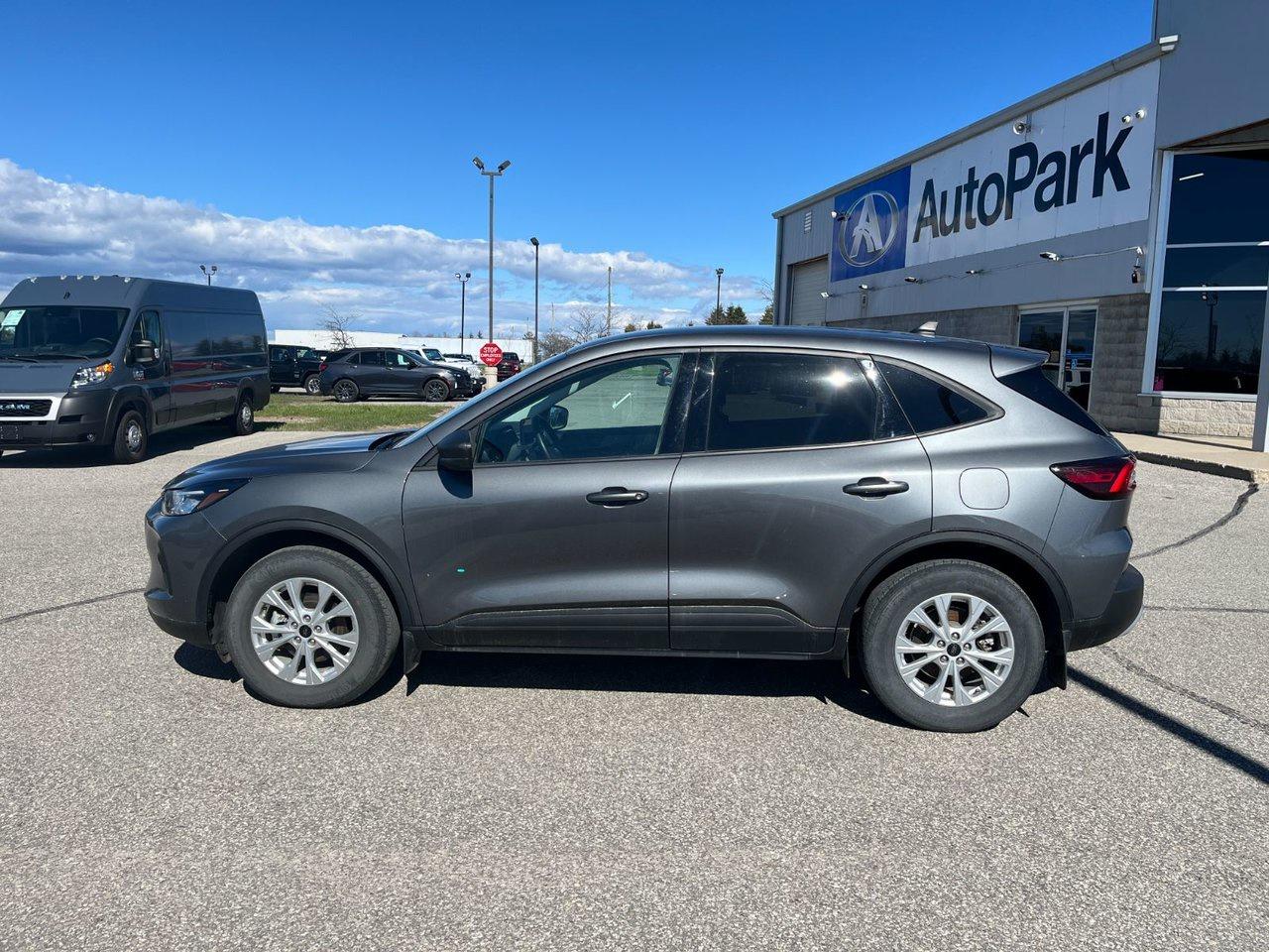2025 Ford Escape Active AWD Photo