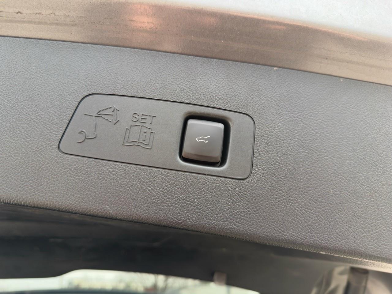 2021 Lincoln Corsair Reserve 201A|ELEMENTS PK|TECH PK|MONOCHROME PK|COPILOT+ PK Photo