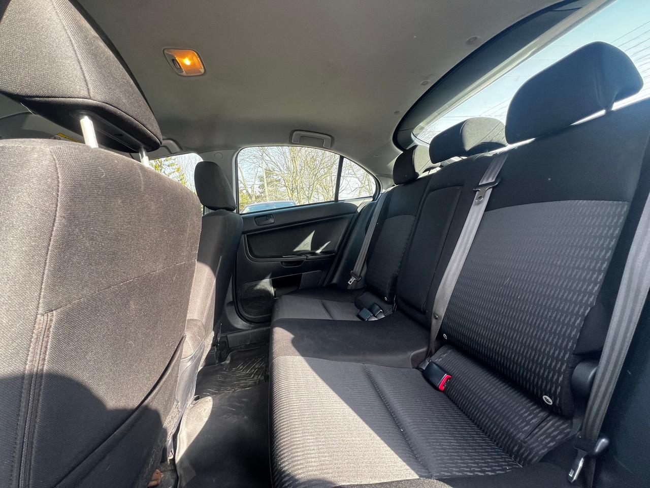 2013 Mitsubishi Lancer Sportback SE Photo