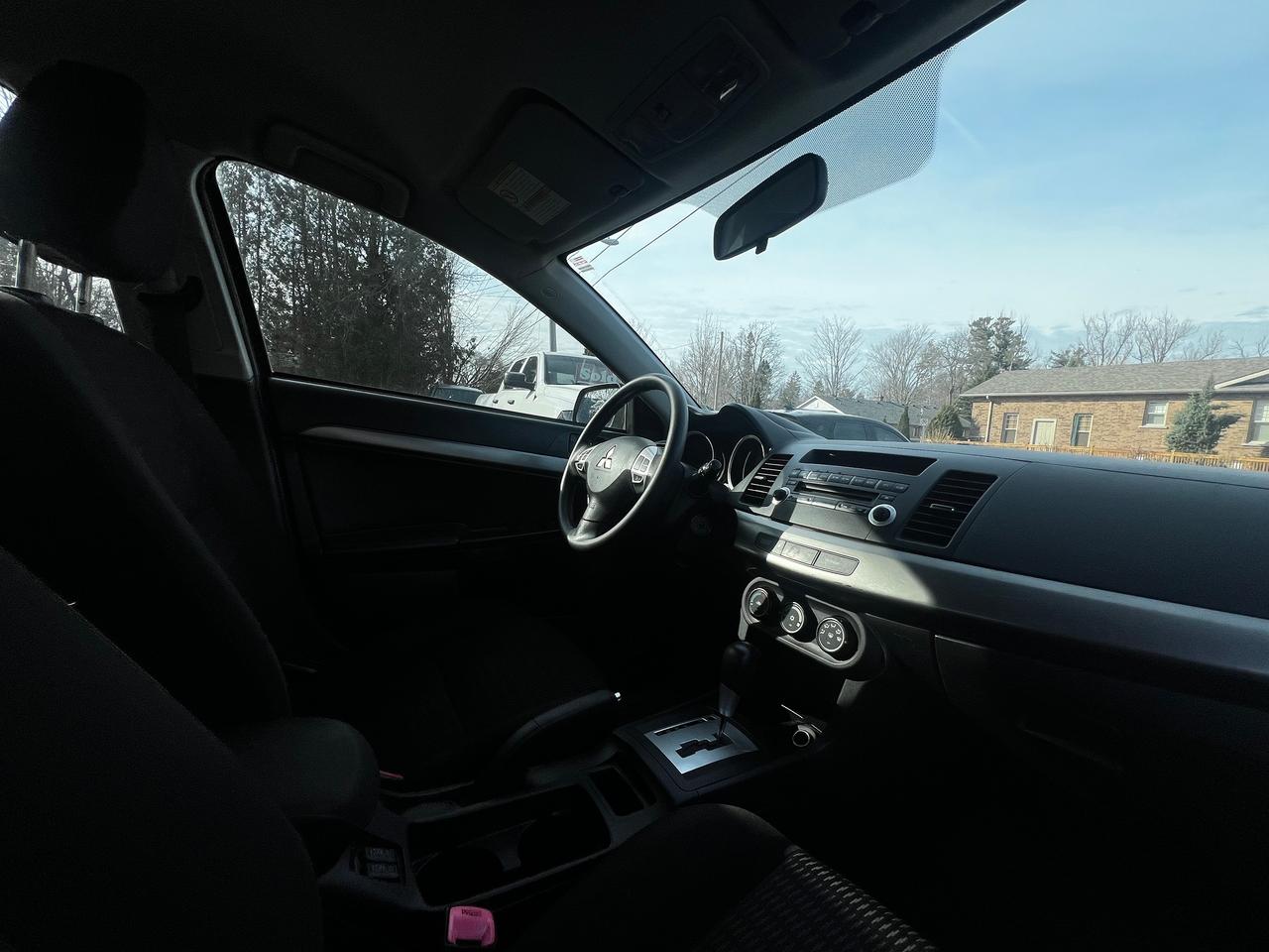 2013 Mitsubishi Lancer Sportback SE Photo