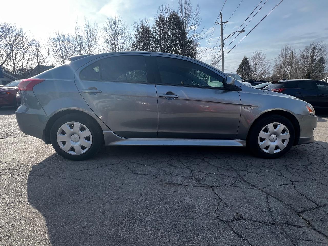 2013 Mitsubishi Lancer Sportback SE Photo