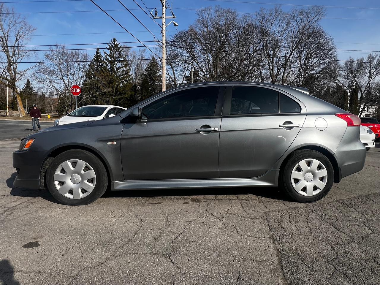 2013 Mitsubishi Lancer Sportback SE Photo3