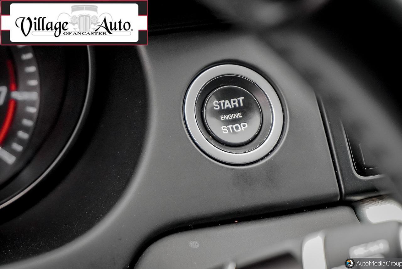 2016 Land Rover Discovery Sport 4WD 4dr HSE LUXURY Photo
