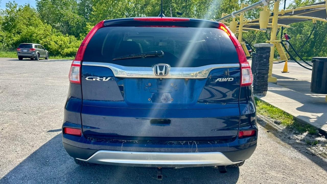 2015 Honda CR-V * AWD * NO ACCIDENTS " Photo