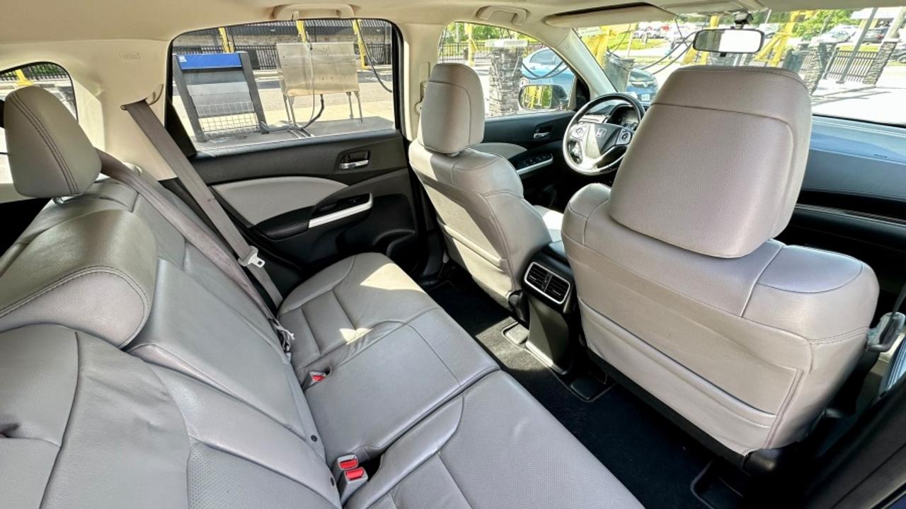 2015 Honda CR-V * AWD * NO ACCIDENTS " Photo
