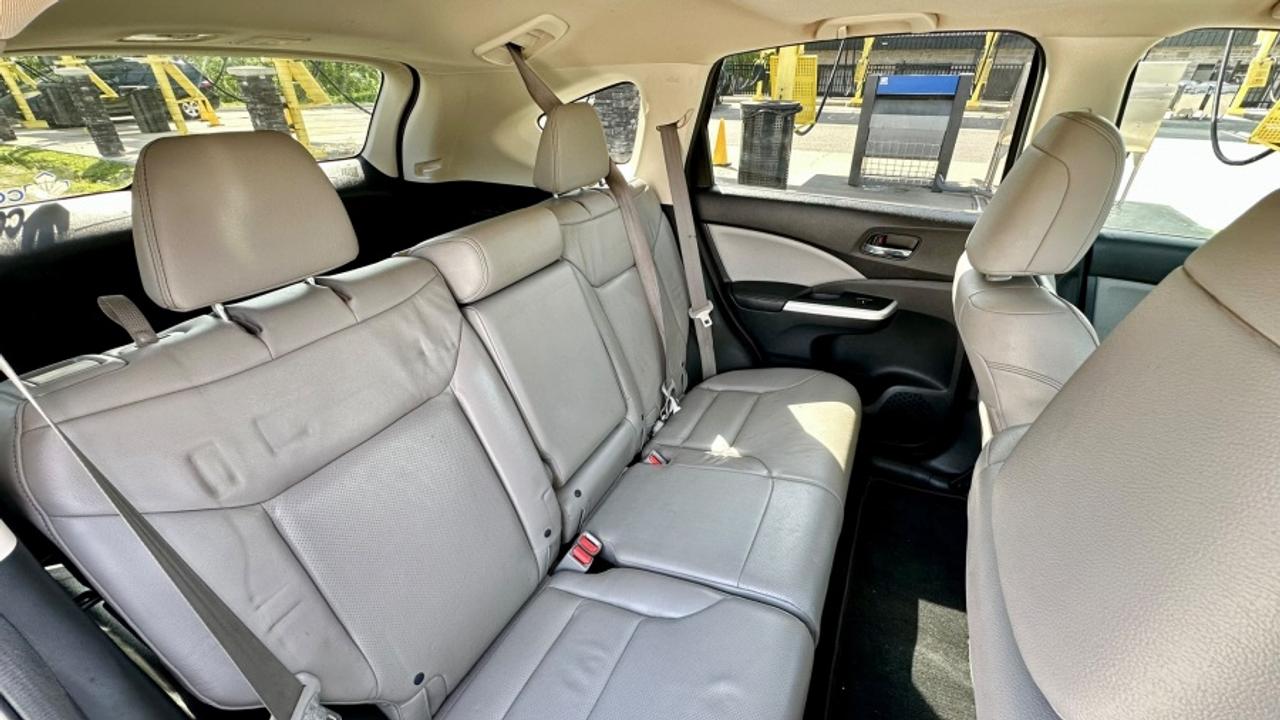 2015 Honda CR-V * AWD * NO ACCIDENTS " Photo